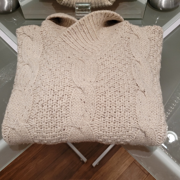 BURBERRY MEN'S SWEATER SIZE S - Picture 10 of 13